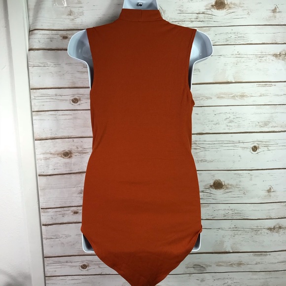 Bundle tops from Forever 21 - Picture 3 of 8